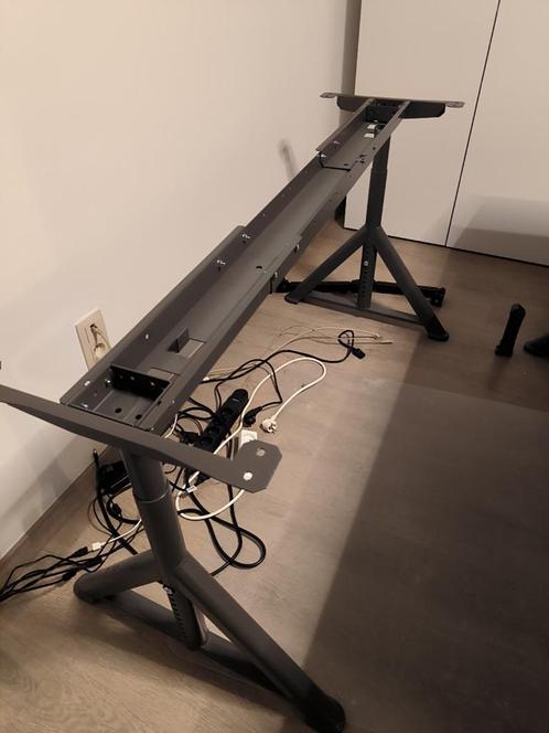 Ikea Idasen - piètement pour plateau 160x80, gris foncé, Huis en Inrichting, Bureaus, Zo goed als nieuw, Bureau, Ophalen