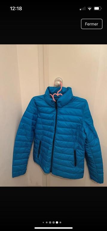 Veste neuve L turquoise beschikbaar voor biedingen
