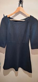 Petite robe noire élégante, Kleding | Dames, Jurken, Ophalen