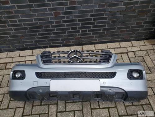 Mercedes ML W164 2005 tot 2009 voorbumper ZILVER xenon pdc, Auto-onderdelen, Carrosserie, Bumper, Mercedes-Benz, Voor, Gebruikt