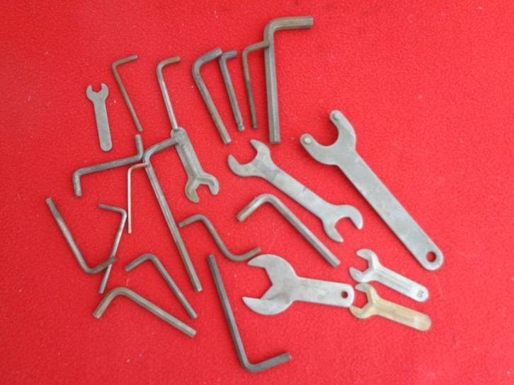 Lot de Clés diverses reste de chantier., Doe-het-zelf en Bouw, Gereedschap | Handgereedschap, Gebruikt, Ophalen of Verzenden