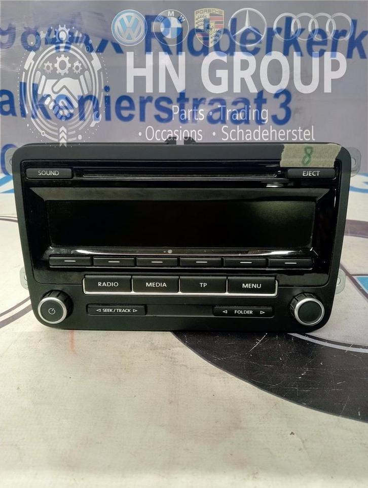 VW PASSAT radio 1k0 035 186 an, Autos : Divers, Autoradios, Utilisé, Enlèvement ou Envoi