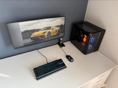 Complete gaming setup zonder scherm, Computers en Software, Desktop Pc's, Zo goed als nieuw, HDD, Gaming, Ophalen