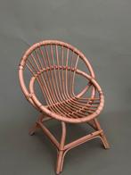 Kinderstoel van rotan, Ophalen