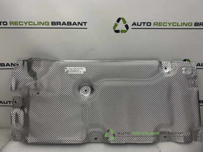 Hitteschild uitlaat van een BMW X3, Auto-onderdelen, Uitlaatsystemen, Gebruikt, 3 maanden garantie