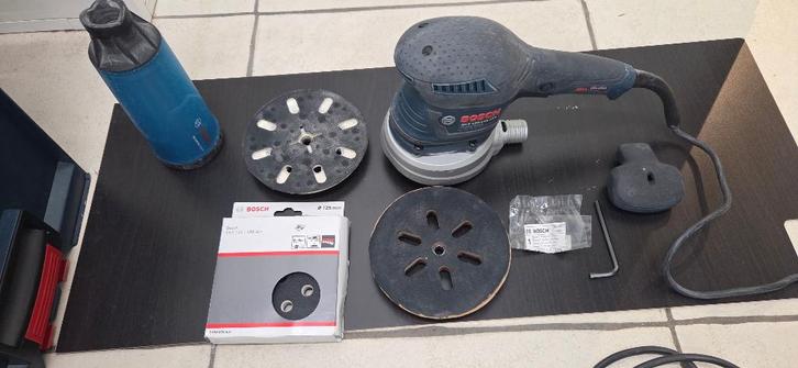 Bosch Professional GEX 125-150 AVE-schuurmachine, Doe-het-zelf en Bouw, Gereedschap | Schuurmachines, Gebruikt, Vlakschuurmachine