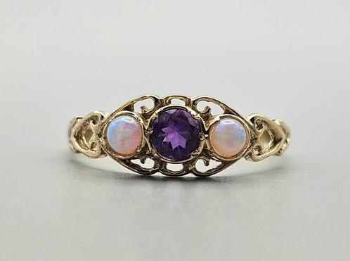 Gouden Vintage ring met edelsteen opaal en amethist.2024/89., Handtassen en Accessoires, Ringen, Zo goed als nieuw, Dame, 17 tot 18