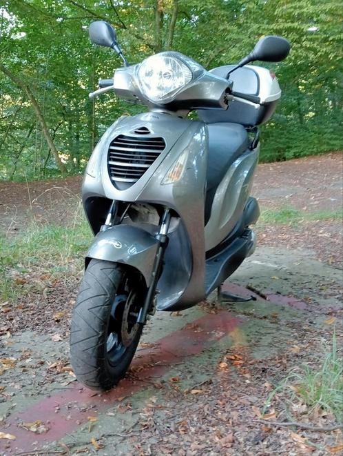 Scooter HONDA PS 125 injectie 6700 km klaar voor registrat, Fietsen en Brommers, Scooters | Overige merken, Gebruikt, Benzine