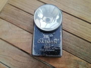 DAIMON antieke zaklamp beschikbaar voor biedingen