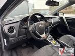Toyota Auris Touring Sports 1.8 Hybrid Lease Pro | Climate |, Auto's, Toyota, Automaat, Zwart, Bedrijf, Break