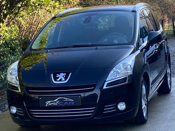 Peugeot 5008 1.6e-hdi O1/2014 246644km B.AUTO TOIT PANO CLIM, Auto's, Peugeot, Bedrijf, ABS, Airbags, Airconditioning, Alarm, Bluetooth