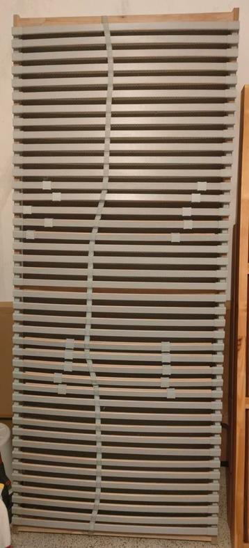 Lattenbodem 80x200cm + matras beschikbaar voor biedingen