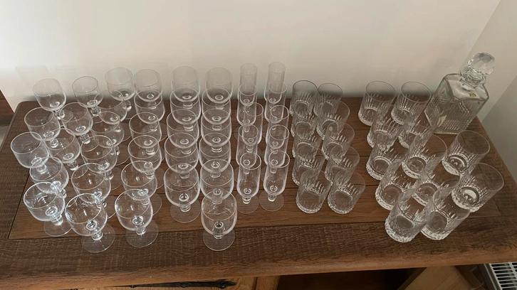 Service en crystal val saint lambert avec un vase, Maison & Meubles, Accessoires pour la Maison | Portemanteaux, Comme neuf, Enlèvement