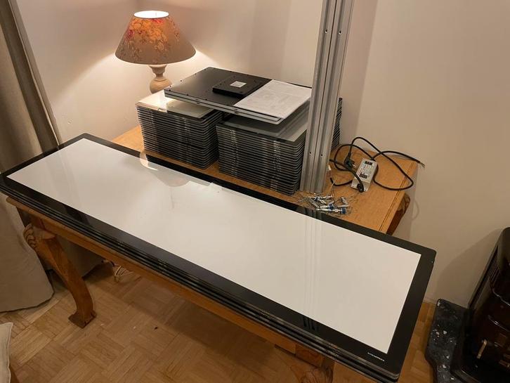 Immo borden Vitrine Media, Zakelijke goederen, Kantoor en Winkelinrichting | Computer en IT, Ophalen