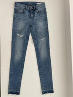 Blauw gescheurde jeans maat 34, in perfecte staat!, Zara, Blauw, Ophalen of Verzenden, W27 (confectie 34) of kleiner