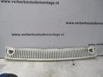 PARAVAN luchtrooster Mercedes-Benz / 8 (W115), Gebruikt, Mercedes-Benz