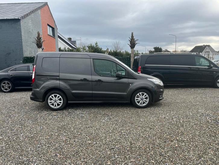Ford transit Connect lichte vracht, Auto's, Bestelwagens en Lichte vracht, Bedrijf, Achteruitrijcamera, Ford, Diesel, Handgeschakeld