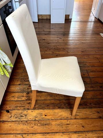 Chaises beschikbaar voor biedingen