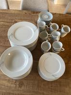 14-delig servies, Huis en Inrichting, Keuken | Servies, Ophalen, Zo goed als nieuw, Overige stijlen, Porselein