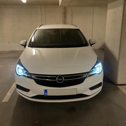 Opel Astra Sports Tourer 1.6 CDTI Automaat • 136 pk, Auto's, Opel, Particulier, Astra, Bluetooth, Diesel, Break, 5 deurs, Automaat