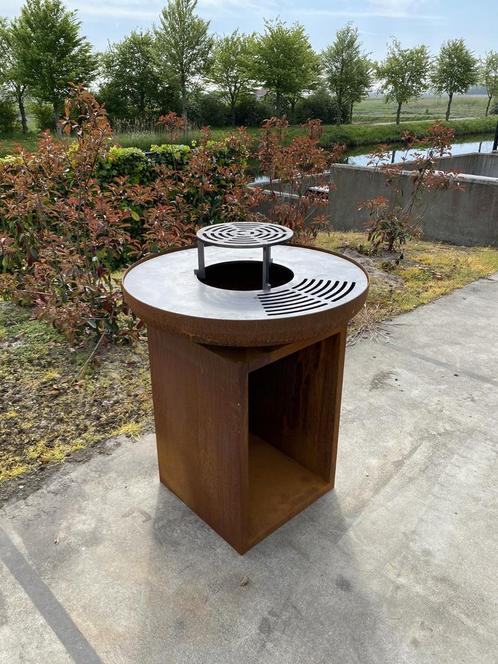 NIEUW - BBQ in Cortenstaal - Hoge kwaliteit - Belgisch, Tuin en Terras, Houtskoolbarbecues, Nieuw, Met accessoires, Ophalen of Verzenden