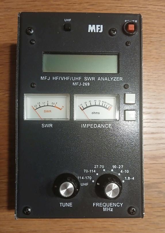 MFJ-269 HF/VHF/UHF SWR Analyzer, Doe-het-zelf en Bouw, Meetapparatuur, Zo goed als nieuw, Overige meters, Ophalen of Verzenden