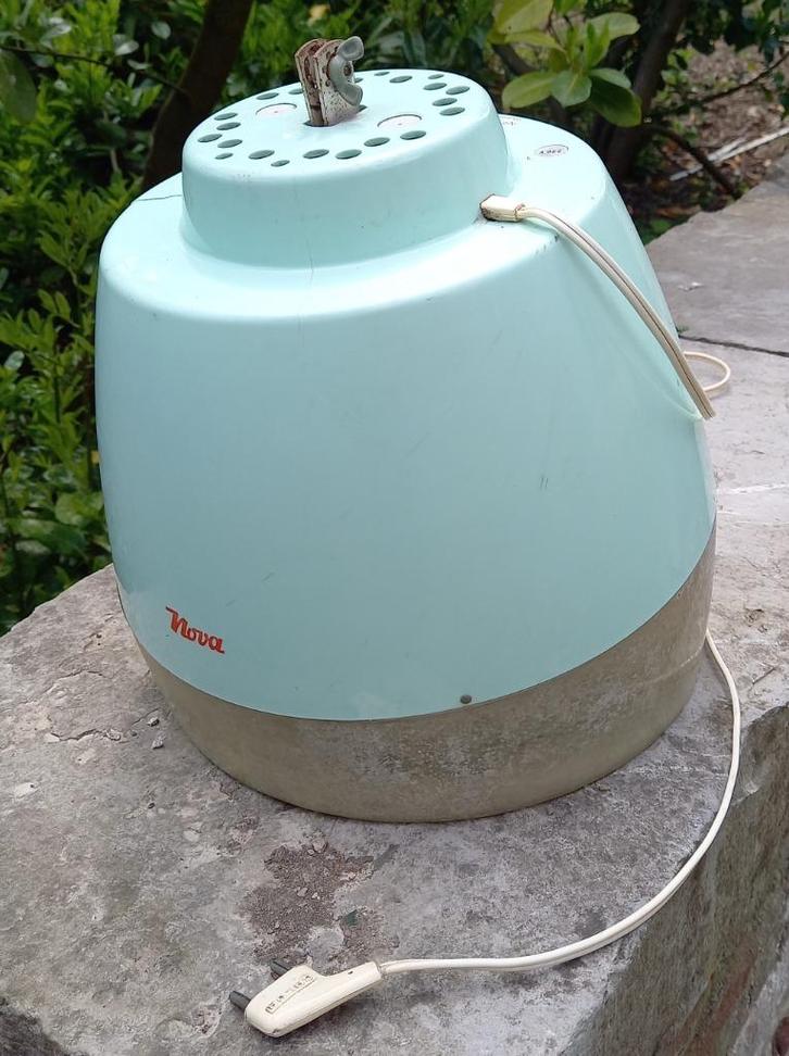 Casque sèche-cheveux Vintage Nova N° 915, Elektronische apparatuur, Persoonlijke Verzorgingsapparatuur, Gebruikt, Haarverzorging