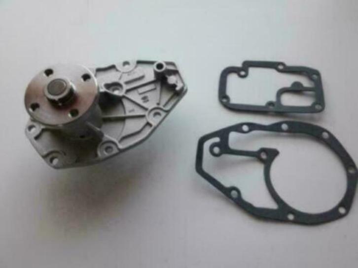 Pompe à eau Daf 66 Volvo 66 - 340 - 343 345 Renault R12 - R1, Autos : Pièces & Accessoires, Climatisation & Chauffage, Renault