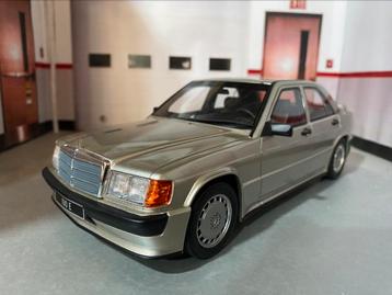 Mercedes 190E 2.5 16S W201 Argent fumé métallisé 1993, Enlèvement ou Envoi, Comme neuf, Voiture, OttOMobile
