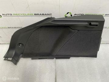 Bagageruimtebekleding Links Porsche MACAN  95B863879B beschikbaar voor biedingen