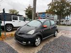 TOYOTA AYGO 1.0i BENZINE ORANGE EDITION GEKEURD AIRCO 2012 ✅, Voorwielaandrijving, Euro 5, Stof, Zwart