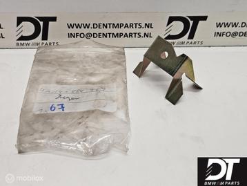 Beugel koplamp links BMW 3-serie E30 41141884469 beschikbaar voor biedingen