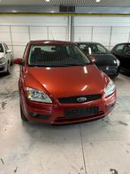 ford focus met keuring verkoop en garantie, Auto's, 4 deurs, Zwart, 4 cilinders, Leder en Stof
