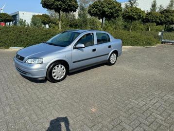 Opel Astra Comfort  16V met weinig km  beschikbaar voor biedingen