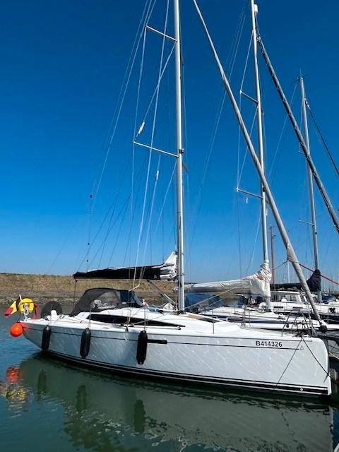 Dehler 34 zeilboot uit 2023 in perfecte staat, Watersport en Boten, Kajuitzeilboten en Zeiljachten, Polyester, Diesel, Ophalen