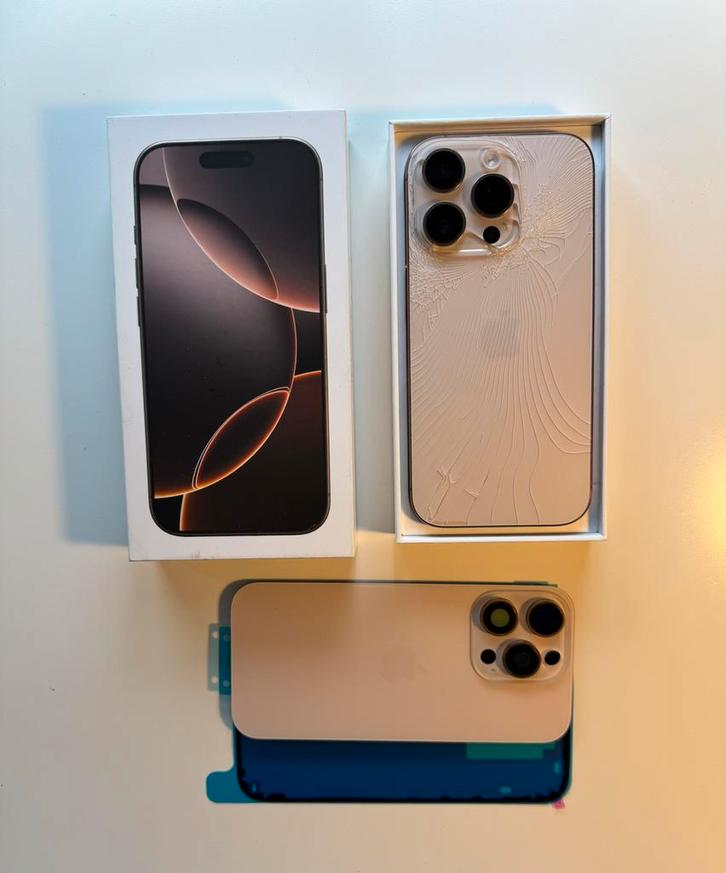 iPhone 16 Pro 128GB Desert Titanium, Telecommunicatie, Mobiele telefoons | Apple iPhone, Gebruikt, Zonder abonnement, Zonder simlock