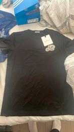 Moncler t shirt dubbel logo maat L, Nieuw, Moncler, Maat 52/54 (L), Ophalen of Verzenden