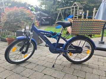 Kinder fiets blauw beschikbaar voor biedingen