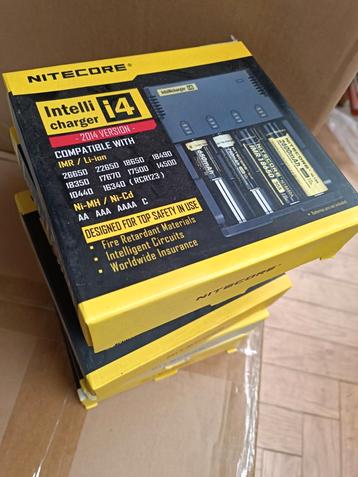 Nitecore intellichargers i4