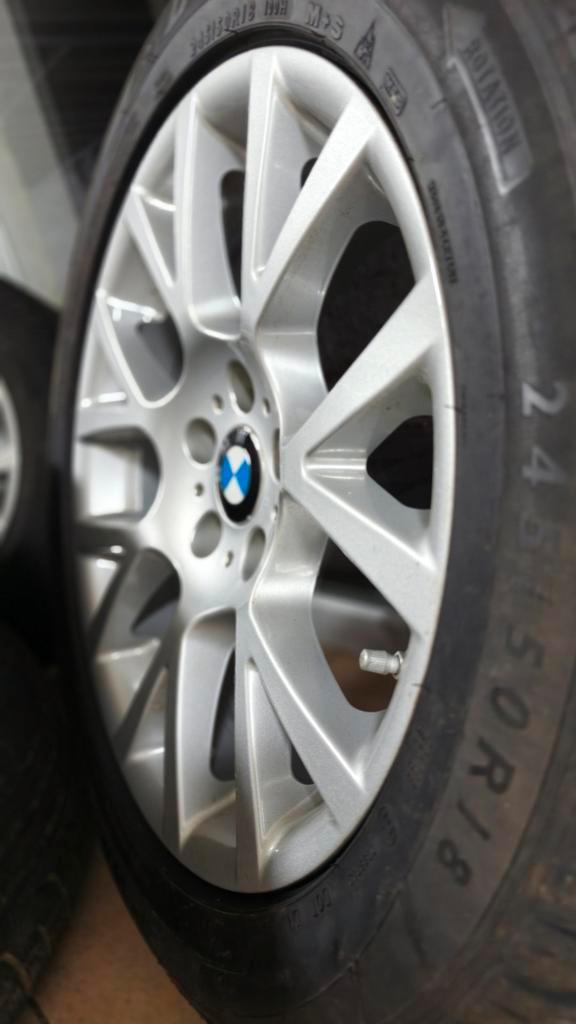 Jantes BMW 18 pouces pneus hiver, Auto-onderdelen, Banden en Velgen, Band(en), Winterbanden, 18 inch, Ophalen