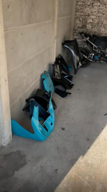 Volledige Kappenset Aerox beschikbaar voor biedingen
