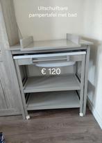 Uitschuifbare luiertafel met badje., Ophalen, Gebruikt
