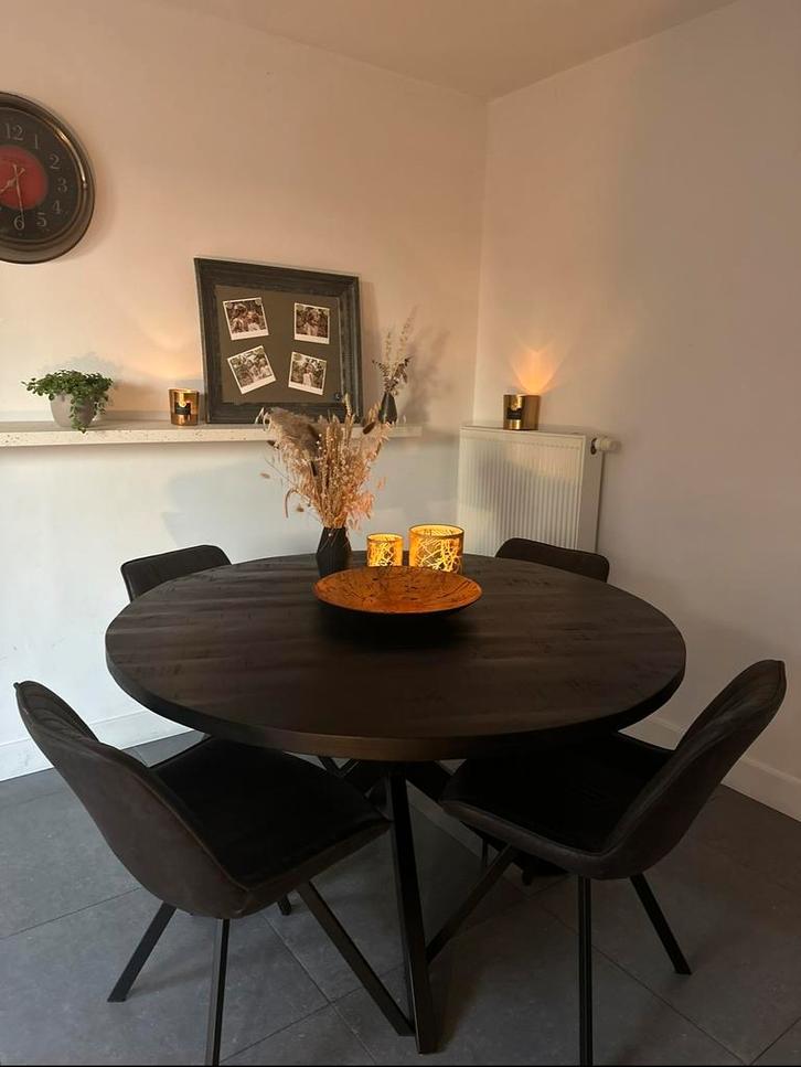 Ronde eettafel, Huis en Inrichting, Tafels | Eettafels, Zo goed als nieuw, Ophalen