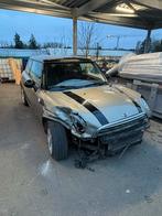 Mini 2009 diesel accidenté tourne et roule., Auto's, Mini, Euro 5, Particulier, Cooper, Te koop