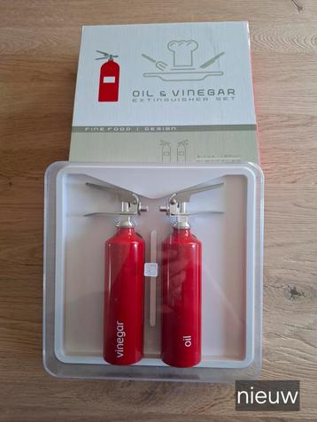 Olie & azijn (vorm brandblusapparaat) NIEUW beschikbaar voor biedingen