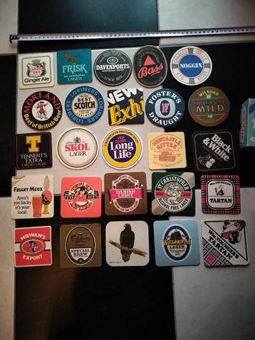 Bierviltjes: 25 original pub mats in doosje  beschikbaar voor biedingen