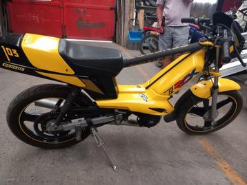 103 rcx échange contre spx ou 125 ou scooter préparé  beschikbaar voor biedingen