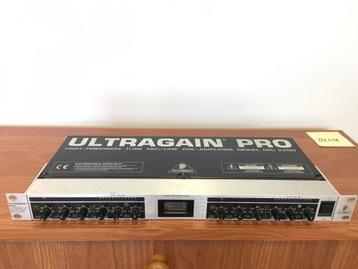 Behringer Ultragain Pro Mic 2200 beschikbaar voor biedingen