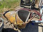 liggende betonkubel 250L, Ophalen, Gebruikt