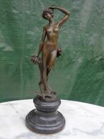 femme nue dans les vagues en bronze signé , MILO, Antiquités & Art, Enlèvement, Bronze